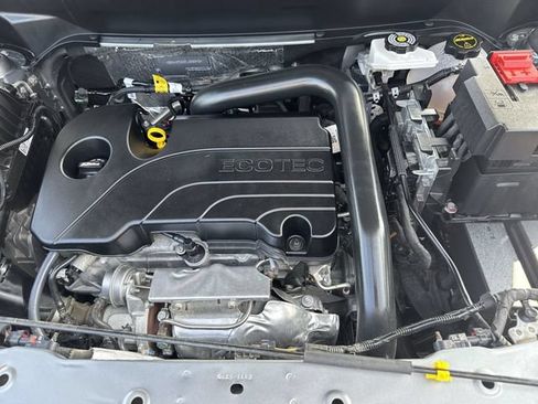 Used 2026 Chevrolet Equinox LT AWD/4WD image 29