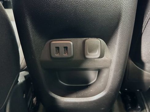 Used 2018 Chevrolet Colorado LT RWD image 24