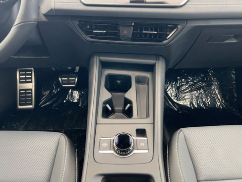 New 2026 Volkswagen Tiguan SE R-Line AWD/4WD image 26