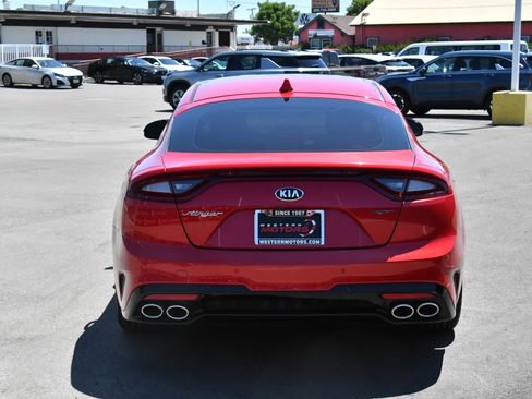 Used 2019 Kia Stinger GT1 RWD image 7