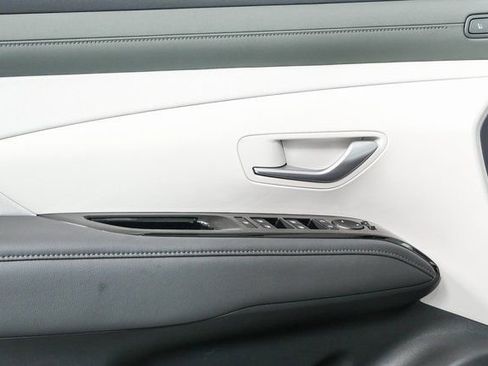 New 2026 Hyundai Tucson Limited image 17