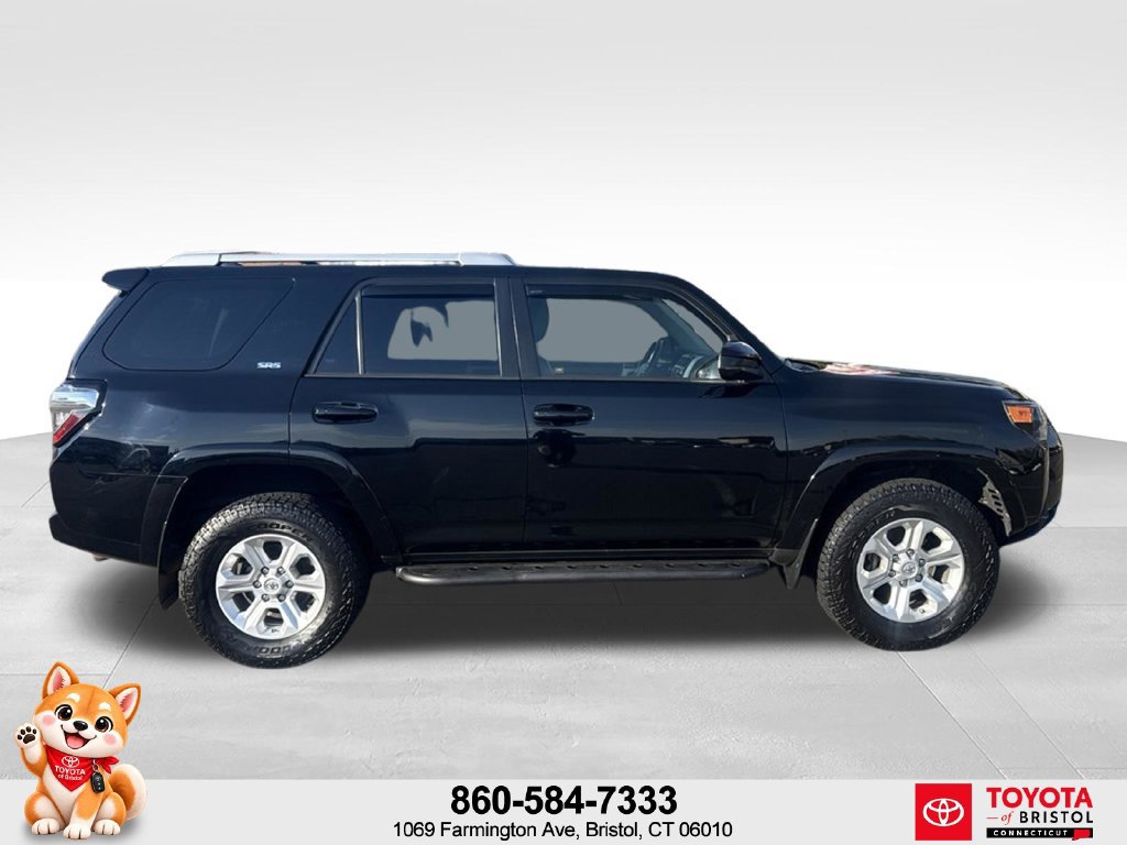 Used 2017 Toyota 4Runner SR5 AWD/4WD image 8