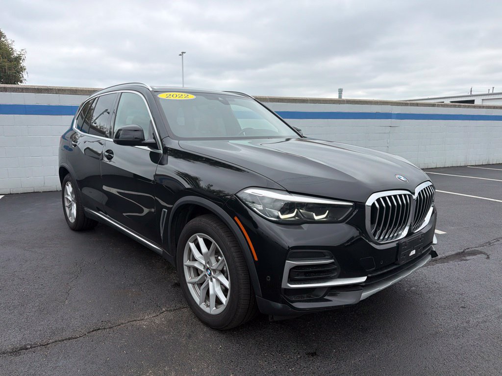 Used 2022 BMW X5 xDrive40i w/ Parking Assistance Package AWD/4WD image 7