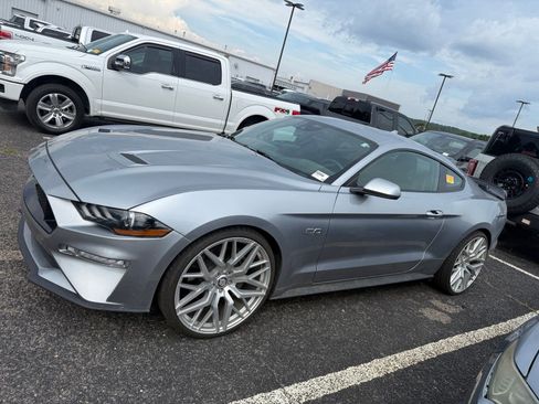 Certified 2021 Ford Mustang GT RWD image 4