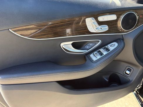 Used 2020 Mercedes-Benz C 300 Sedan image 22