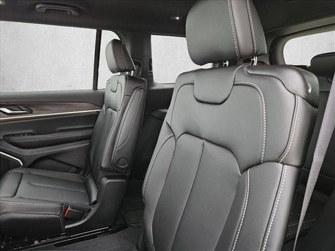 New 2026 Jeep Grand Cherokee L Limited RWD image 16