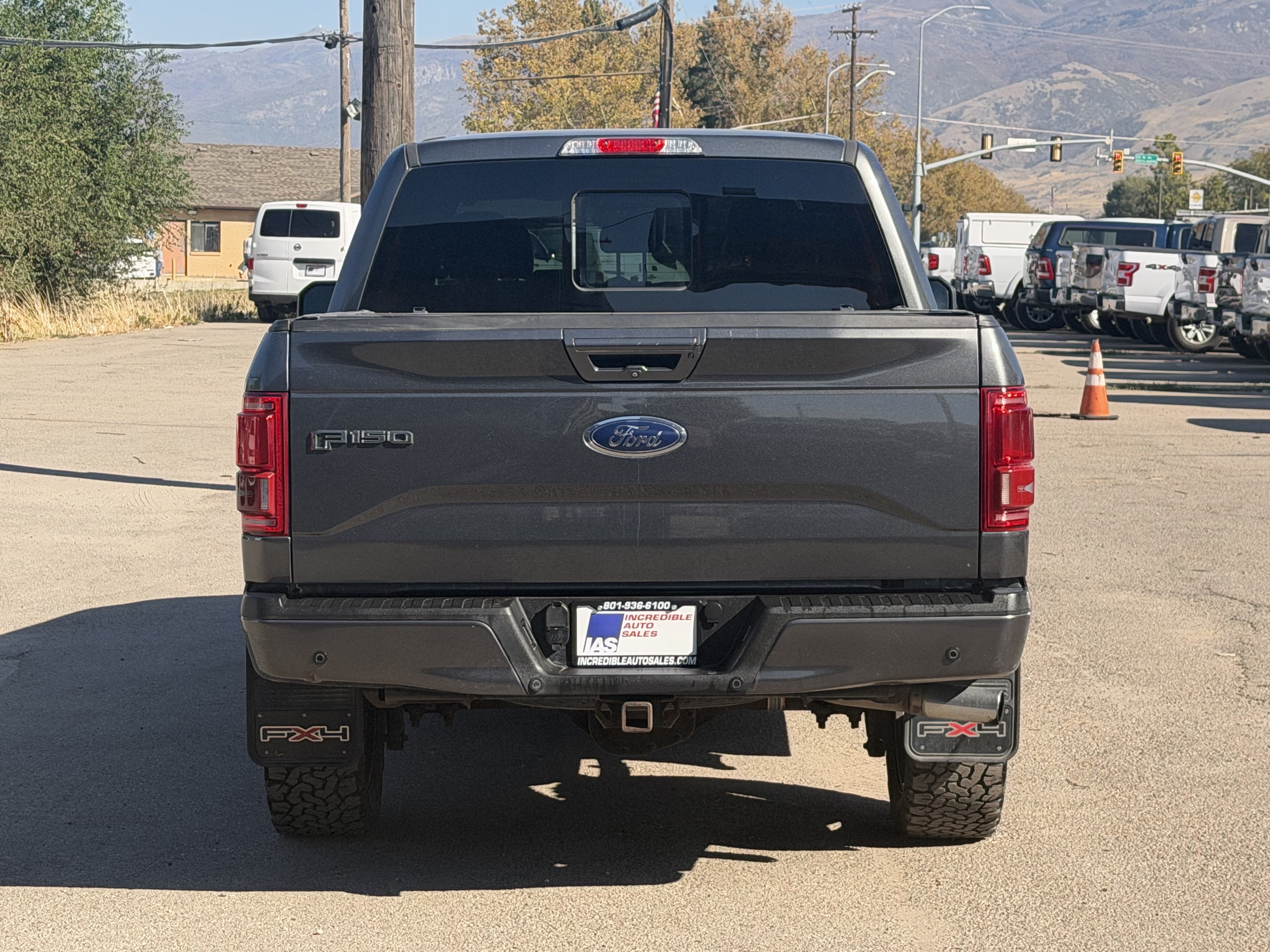 Used 2015 Ford F150 Lariat w/ Equipment Group 502A Luxury AWD/4WD image 5