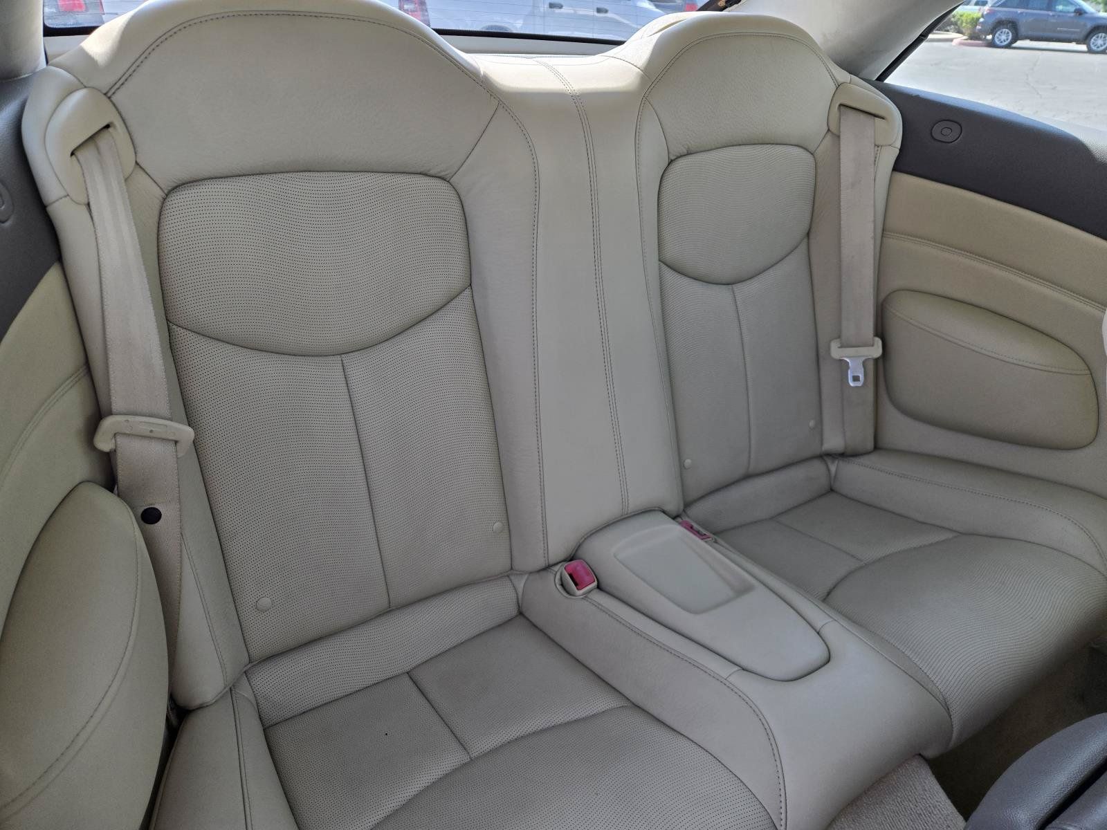Used 2011 INFINITI G37 Convertible w/ Premium Pkg RWD image 27