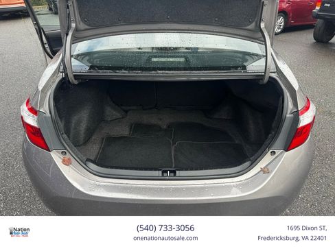 Used 2014 Toyota Corolla LE image 19
