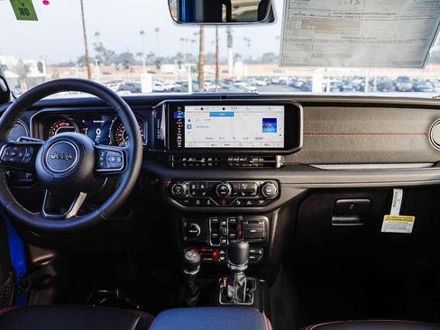 New 2025 Jeep Wrangler Unlimited Rubicon image 15