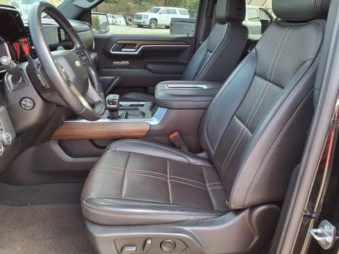 Used 2022 Chevrolet Silverado 1500 High Country image 27