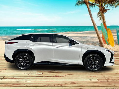Used 2026 Lexus RZ 350e 2WD w/ Accessory Package (K3) image 7