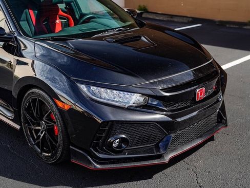 Used 2017 Honda Civic Type R image 8