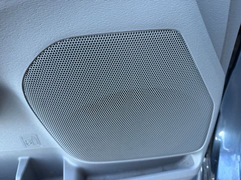 Used 2014 Toyota Sienna LE image 27