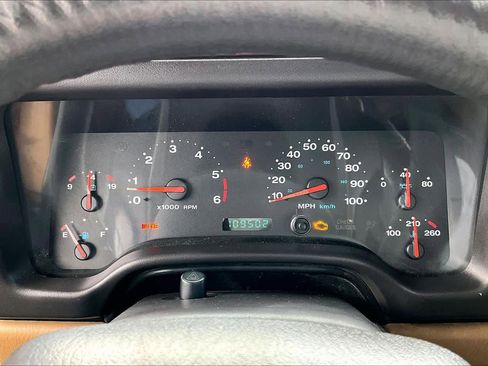 Used 2001 Jeep Wrangler SE image 25