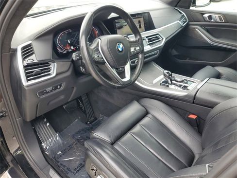 Used 2022 BMW X5 xDrive40i w/ Premium Package image 28
