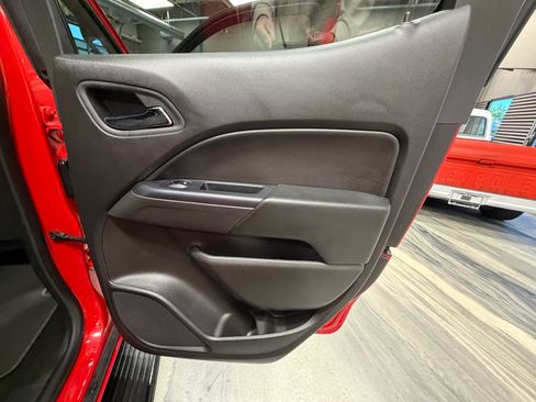 Used 2016 Chevrolet Colorado LT w/ LT Convenience Package image 42