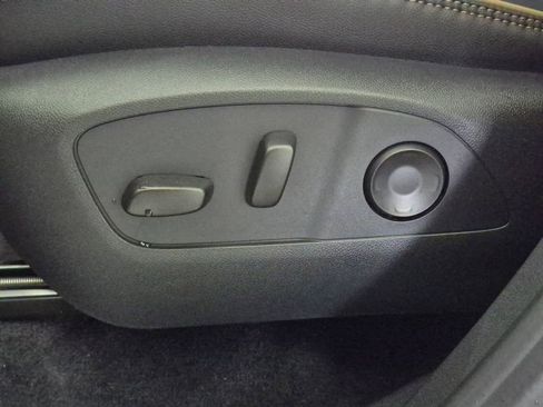 New 2026 Chevrolet Traverse High Country image 15