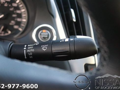 Used 2023 INFINITI Q50 Luxe w/ Cargo Package image 23