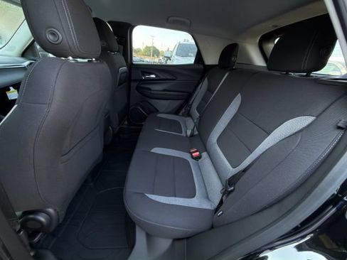 New 2026 Chevrolet TrailBlazer LT w/ Driver Confidence Package FWD image 17