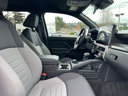 Certified 2024 Toyota Tacoma TRD Off-Road image 16