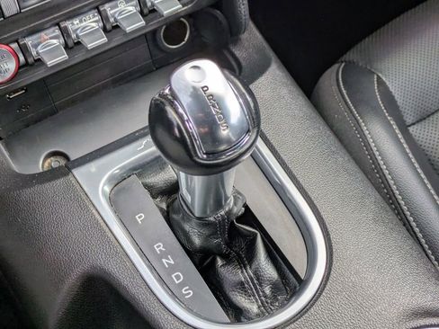 Used 2019 Ford Mustang GT Premium image 24