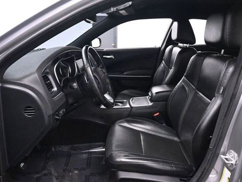 Used 2018 Dodge Charger R/T w/ Plus Group image 11