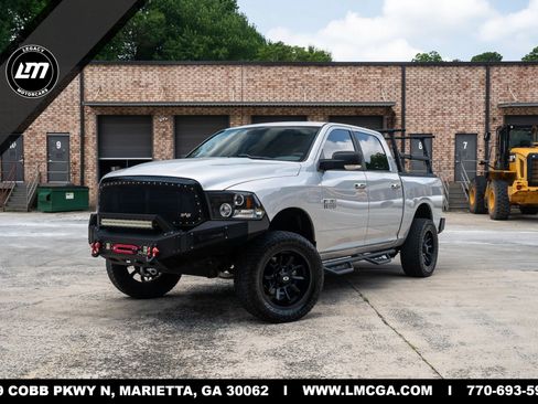 Used 2017 RAM 1500 Big Horn AWD/4WD image 1