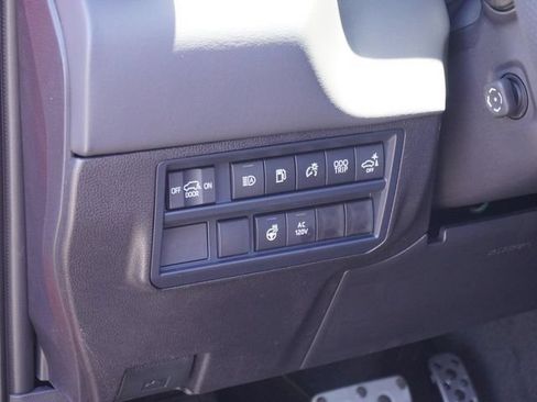 New 2025 Toyota Sequoia Platinum AWD/4WD image 27
