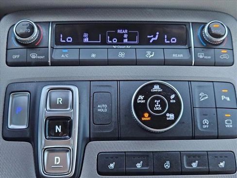 Used 2022 Hyundai Palisade Calligraphy image 19