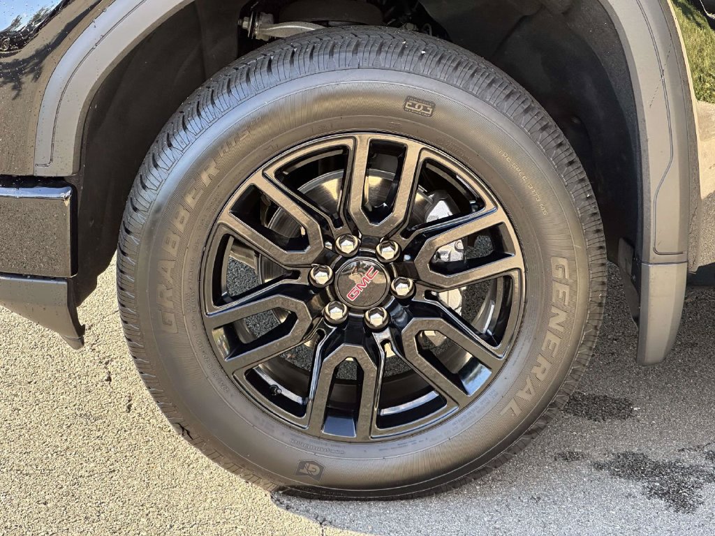 Used 2025 GMC Sierra 1500 Elevation AWD/4WD image 12