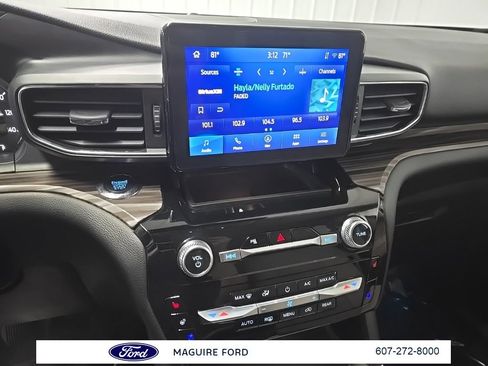 Used 2023 Ford Explorer Limited image 27
