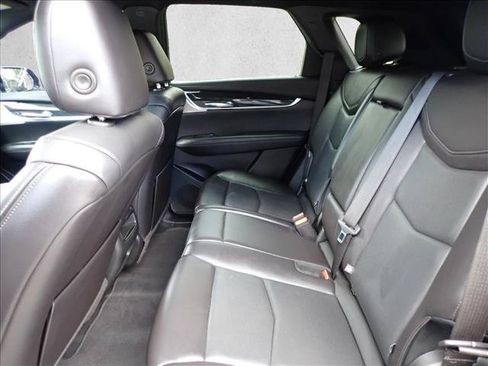 Used 2023 Cadillac XT5 Premium Luxury AWD/4WD image 10