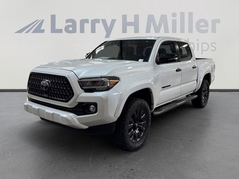 Used 2021 Toyota Tacoma Limited w/ Nightshade Package AWD/4WD image 1