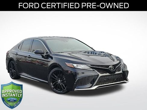 Used 2022 Toyota Camry XSE AWD/4WD image 1