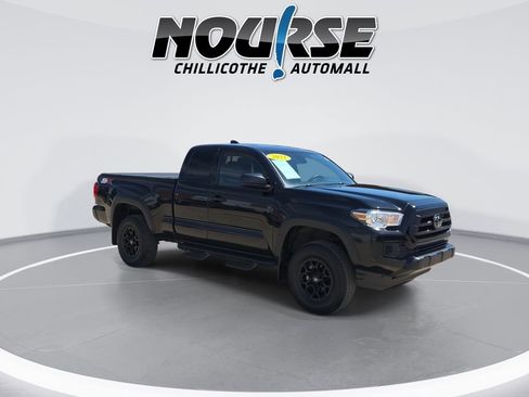 Used 2022 Toyota Tacoma SR w/ SX Package AWD/4WD image 2