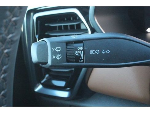 New 2025 GMC Canyon AT4 AWD/4WD image 28