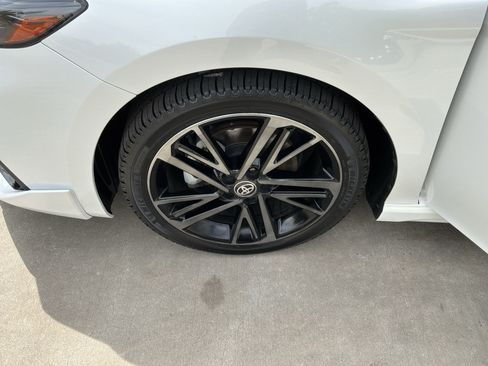 Used 2025 Toyota Camry XSE FWD image 13