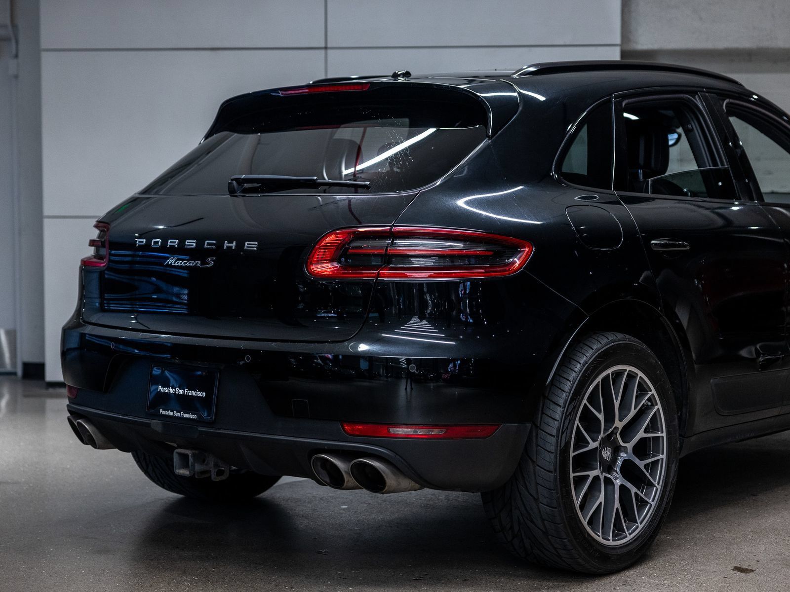 Used 2017 Porsche Macan S AWD/4WD image 24