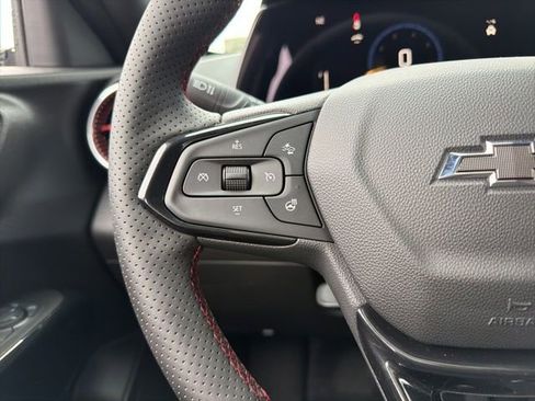 New 2026 Chevrolet Trax RS w/ Sunroof Package FWD image 17