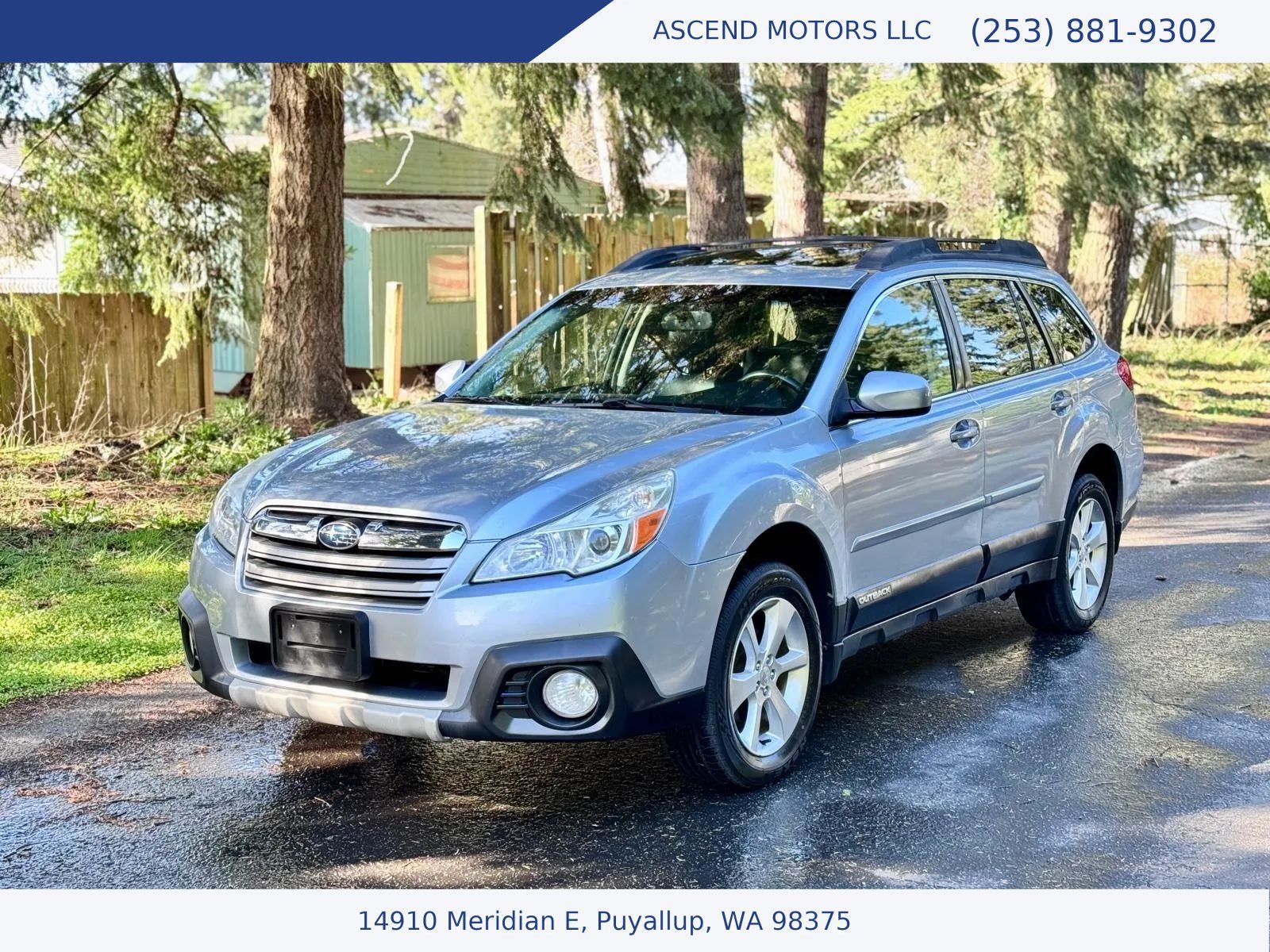 Used 2013 Subaru Outback 2.5i Limited w/ Moonroof Pkg AWD/4WD image 1