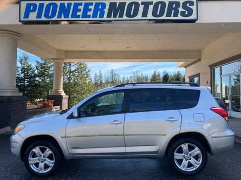 Used 2008 Toyota RAV4 Sport AWD/4WD image 6