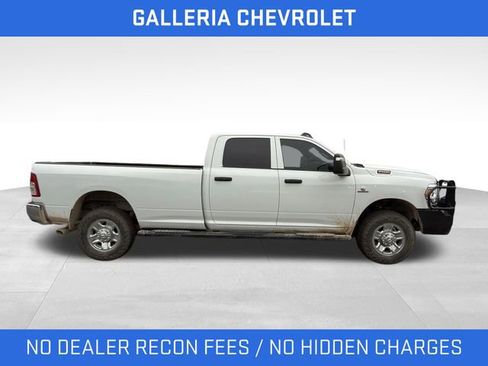 Used 2024 RAM 2500 Tradesman w/ Chrome Appearance Group AWD/4WD image 2