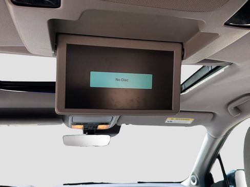 Used 2019 Honda Pilot Touring image 28