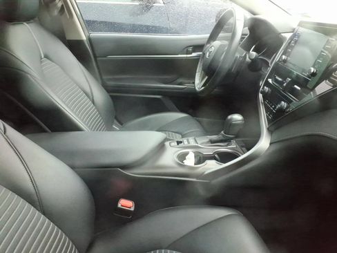 Certified 2021 Toyota Camry SE FWD image 10