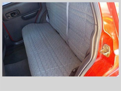 Used 2000 Jeep Cherokee Sport image 4