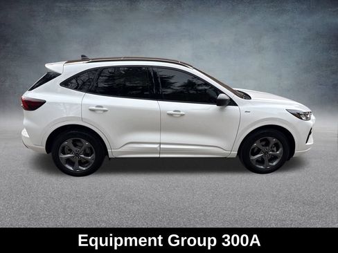 Used 2023 Ford Escape ST-Line w/ Tech Pack #1 image 7