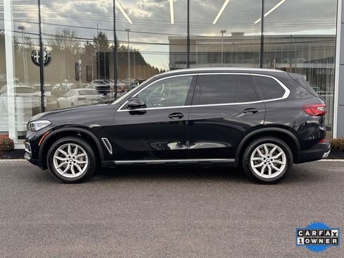 Used 2023 BMW X5 xDrive40i w/ Premium Package image 3