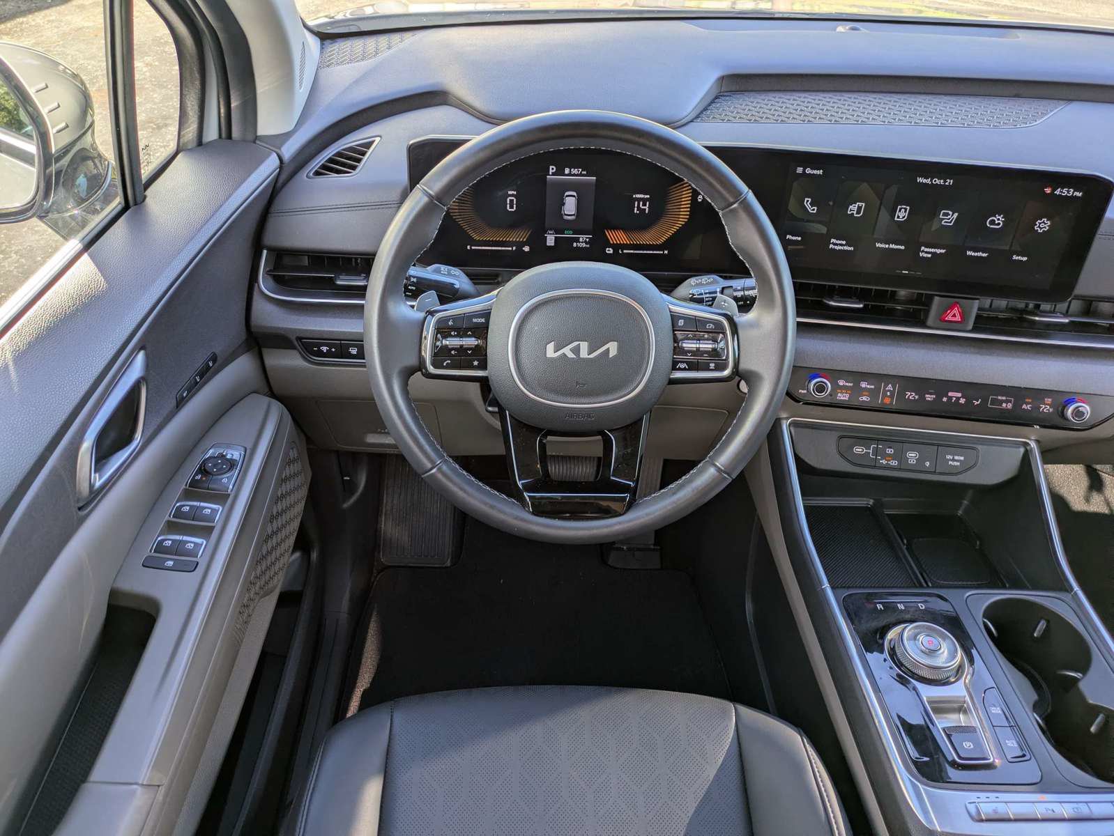 Certified 2026 Kia Carnival EX FWD image 14