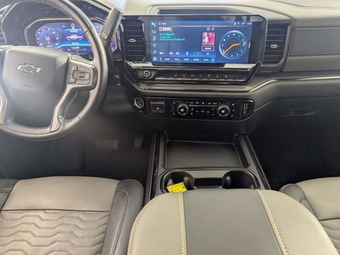 Certified 2024 Chevrolet Silverado 2500 ZR2 image 24